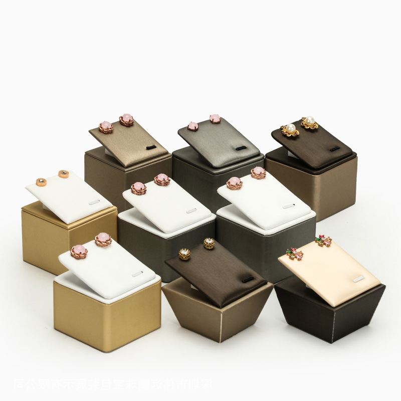 High-end display jewelry pieces