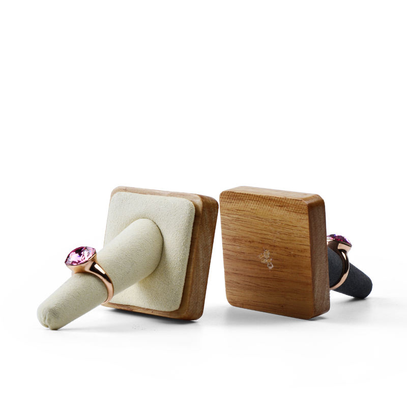 High-end display jewelry pieces