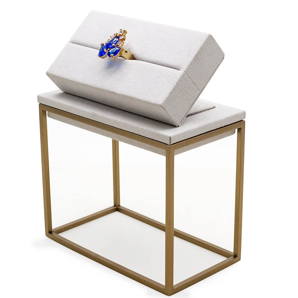 High-end display jewelry pieces