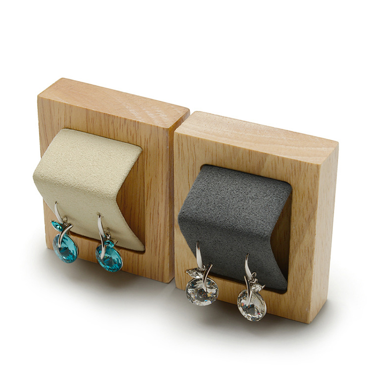 High-end display jewelry pieces