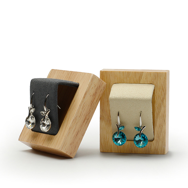 High-end display jewelry pieces