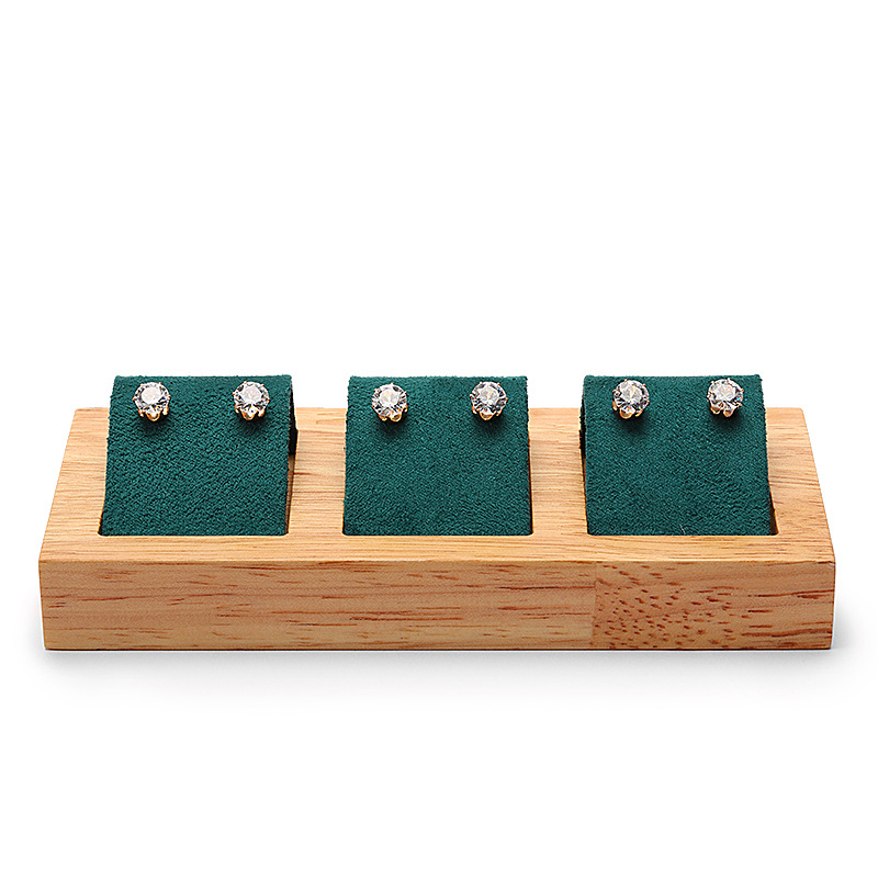 High-end display jewelry pieces