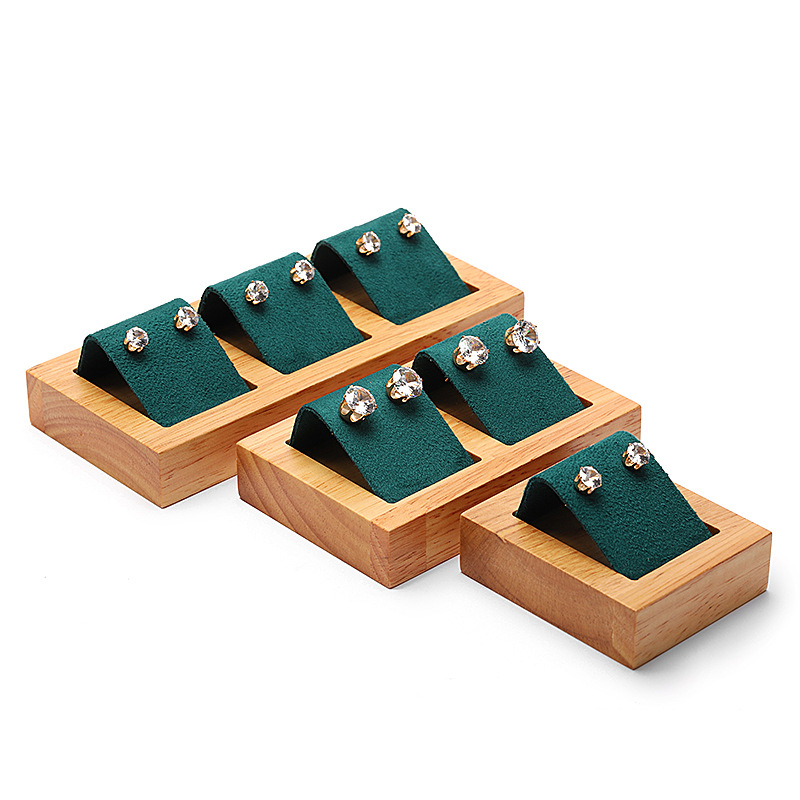 High-end display jewelry pieces