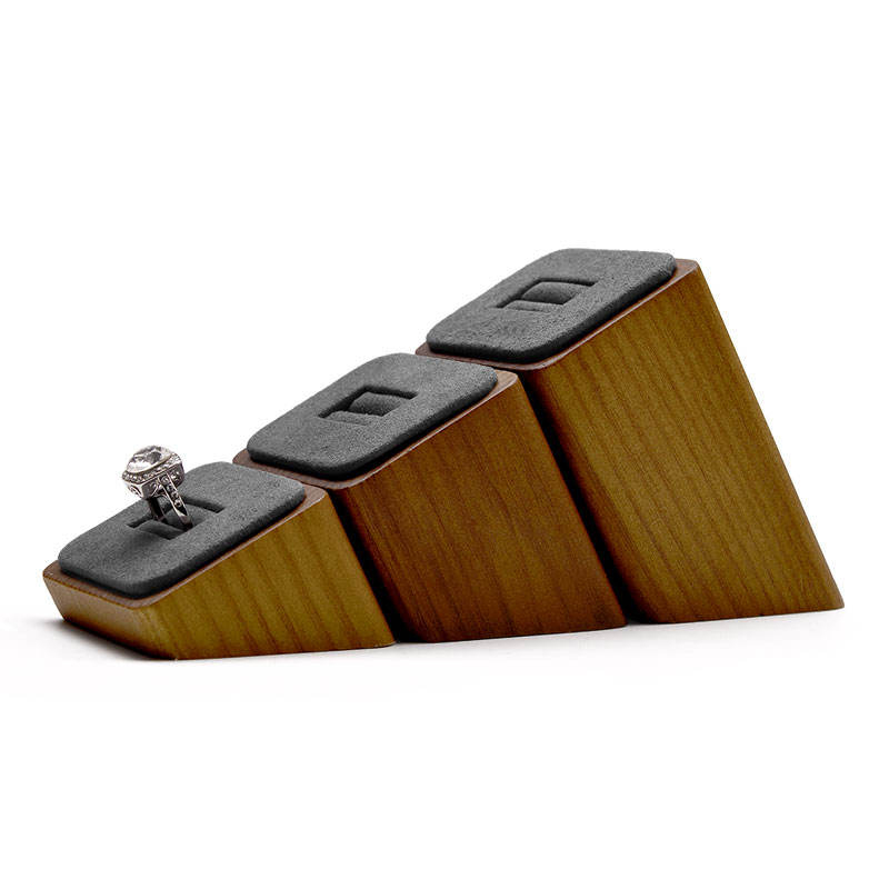 High-end display jewelry pieces