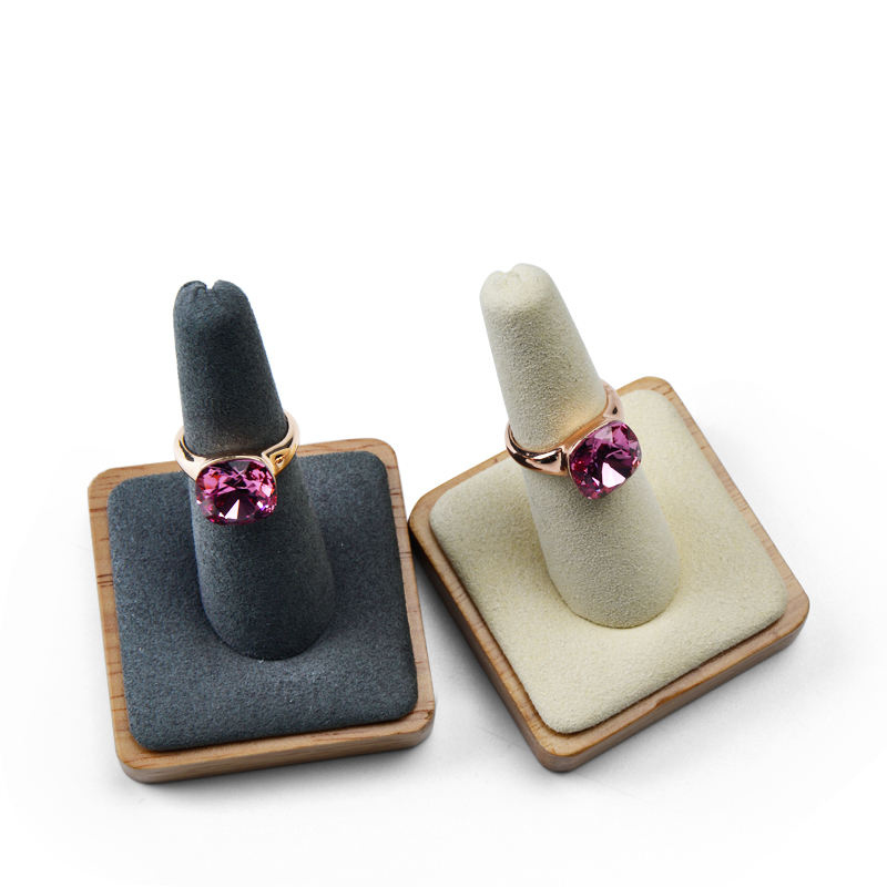 High-end display jewelry pieces