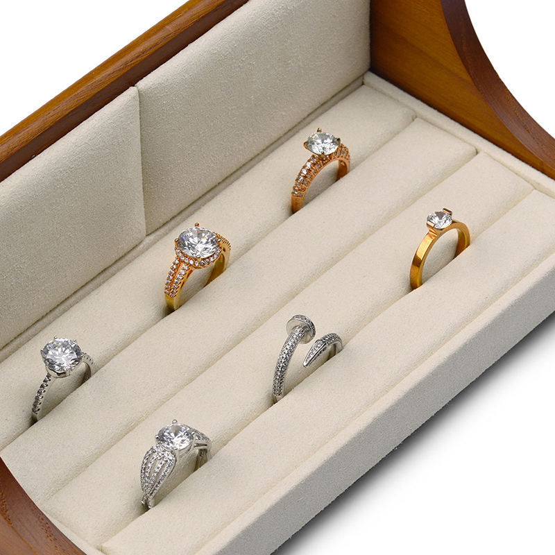 High-end display jewelry pieces
