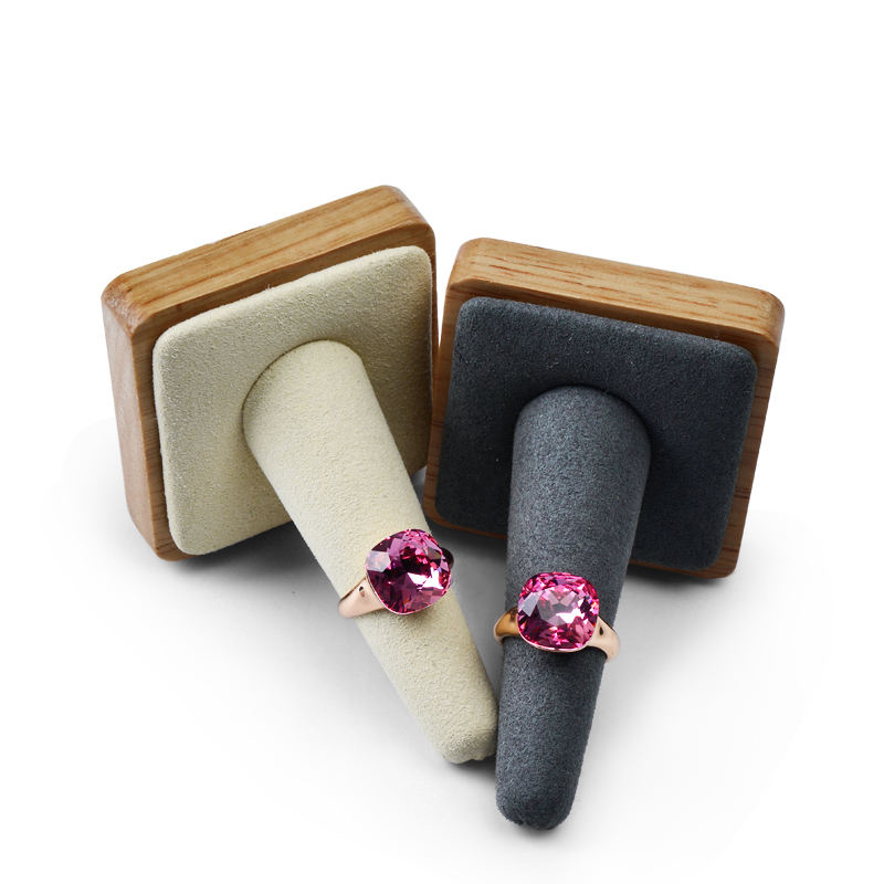 High-end display jewelry pieces