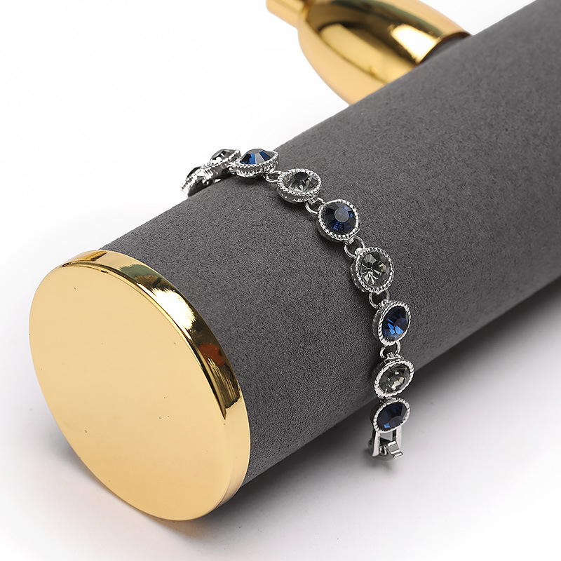 High-end display jewelry pieces