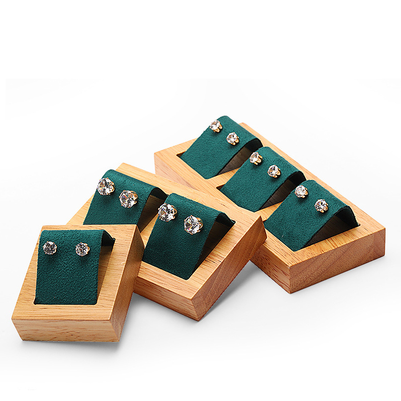 High-end display jewelry pieces