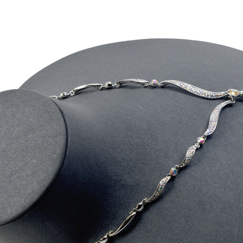 High-end display jewelry pieces