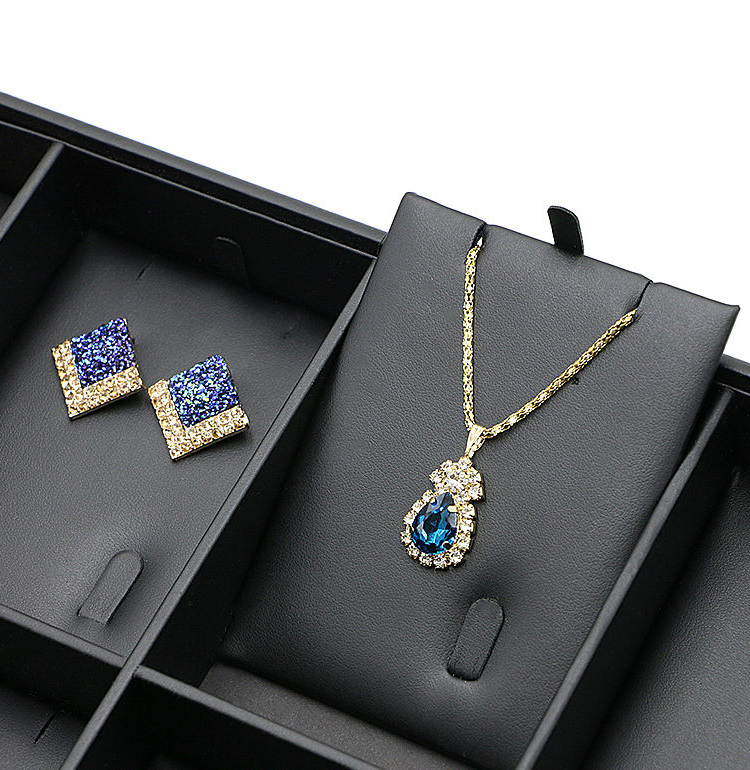 High-end display jewelry pieces