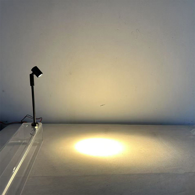 LED light / color temperature 2700-6500k
