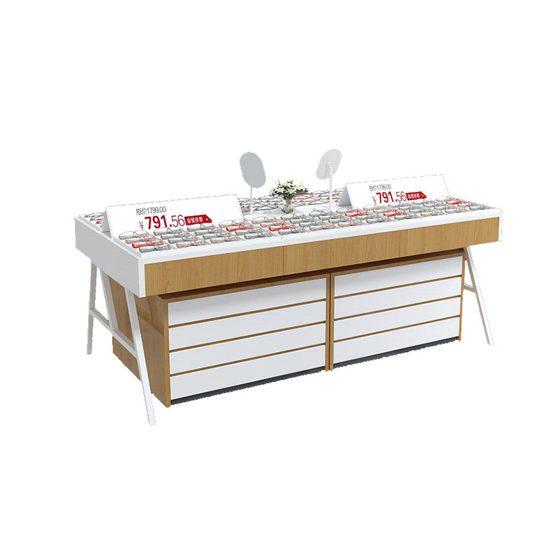 optical showcase or eyewear display cases